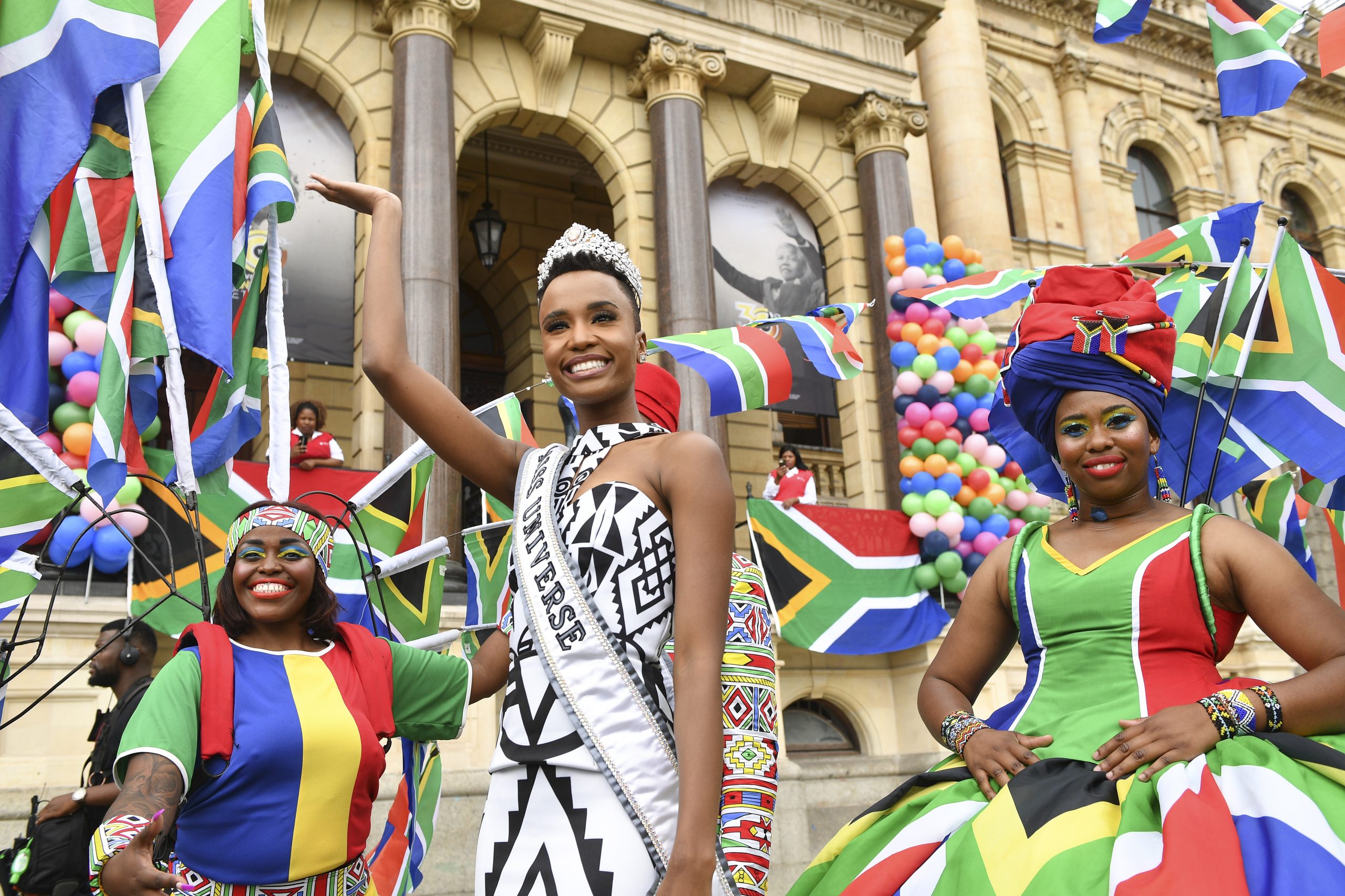 Homegrown Miss Universe thrills Cape Town with colourful Cape Town